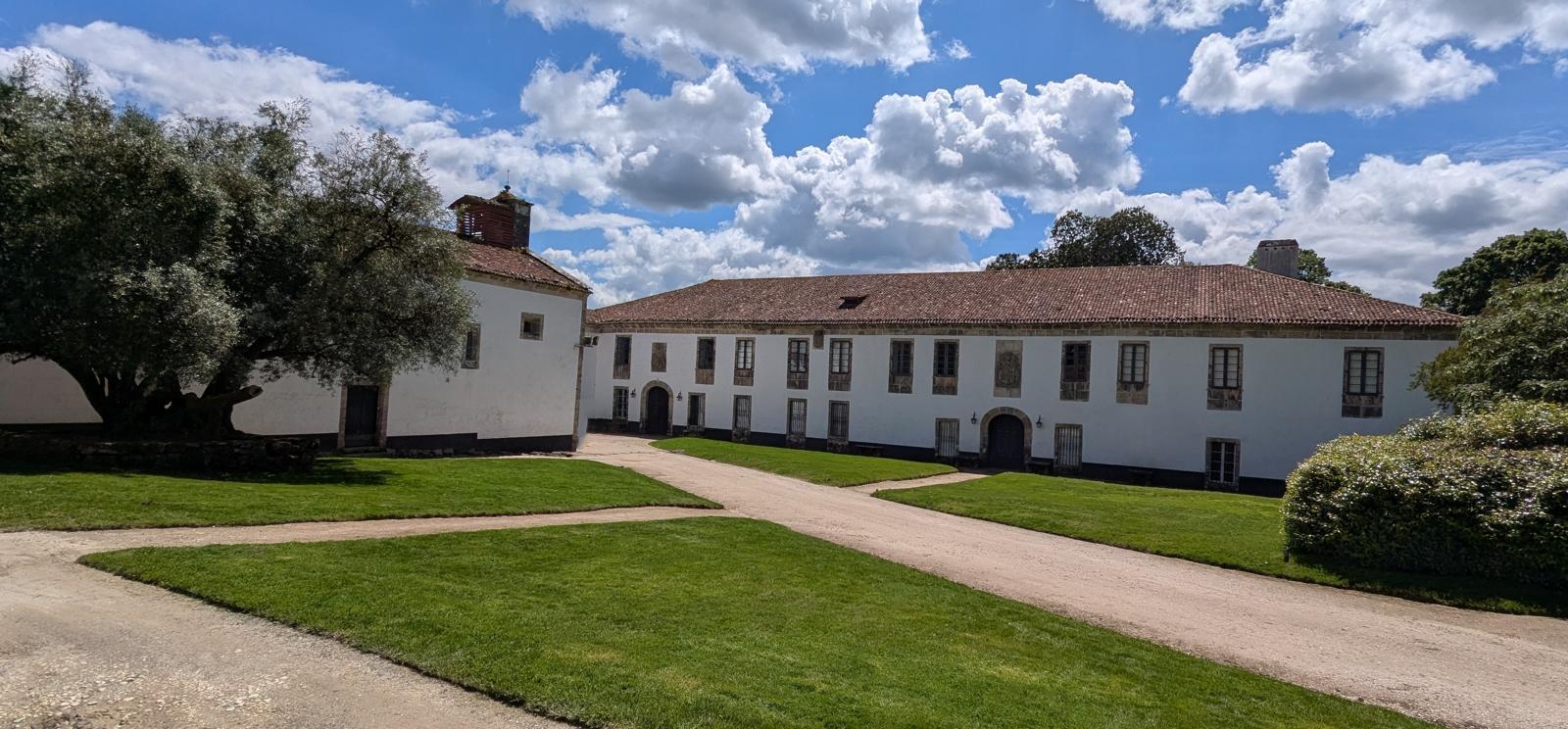 Pazo de Santa Cruz de Rivadulla